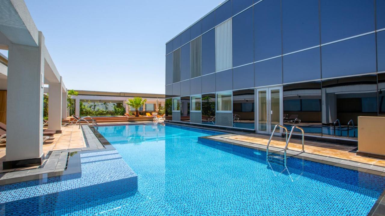 Calm Studio At Sky Gardens Difc By Deluxe Holiday Homes Dubai Exterior photo